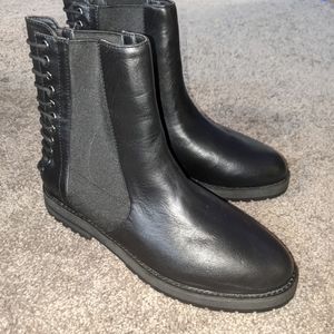 Black boots - size 8